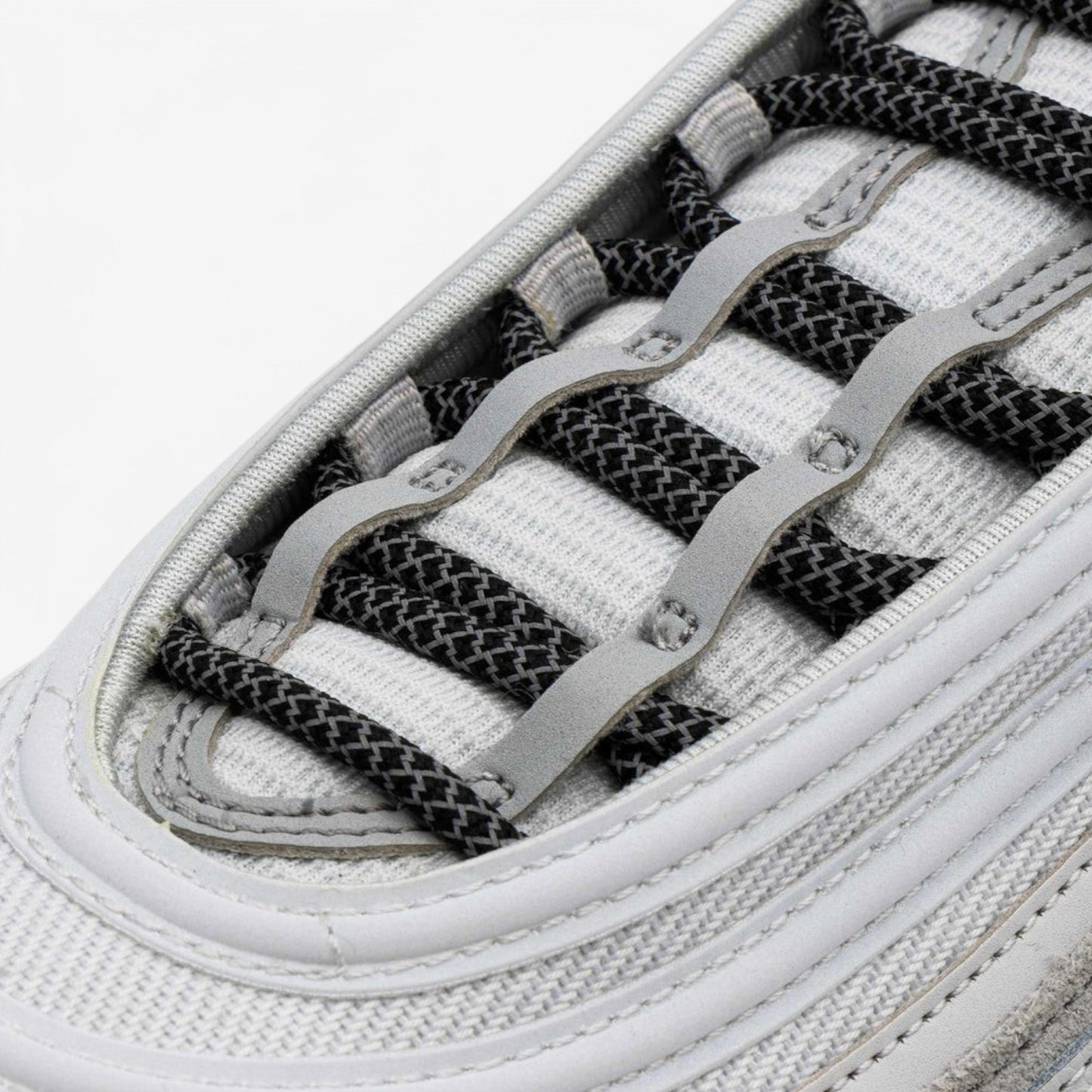 Black Inverse Rope Lace